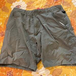 Wrangler Men's Shorts Size 34 Khaki Tan Casual Cargo Shorts 100% Cotton